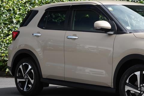 2022 Toyota Raize Hybrid Z - Thumbnail