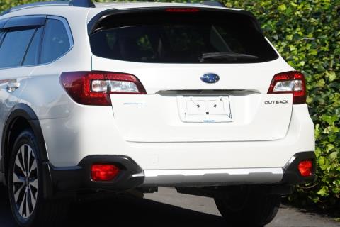 2016 Subaru Outback Limited - Thumbnail