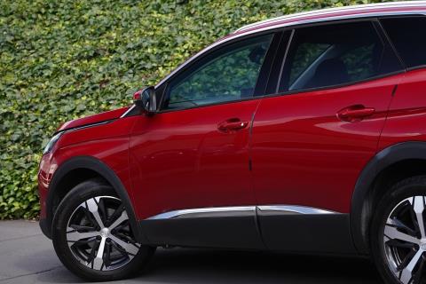 2021 Peugeot 3008 Allure - Thumbnail