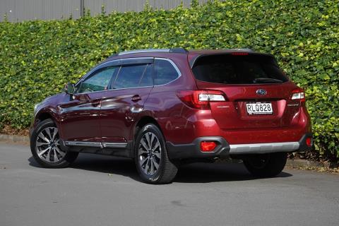 2017 Subaru Outback Limited 4WD - Thumbnail