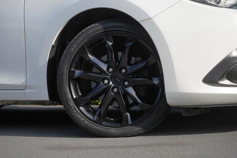 2014 Mazda Axela 20S / 3 Sport - Thumbnail