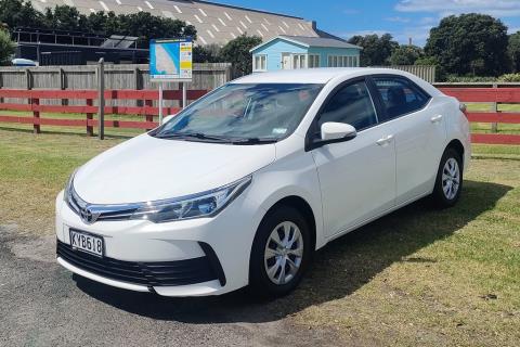 2017 Toyota Corolla GX Sedan - Thumbnail