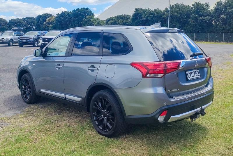 2017 Mitsubishi Outlander LS 2.0P