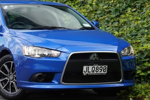 2015 Mitsubishi Lancer GSR / Galant - Thumbnail