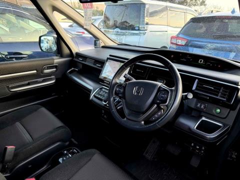 2019 Honda Step Wagon - Thumbnail