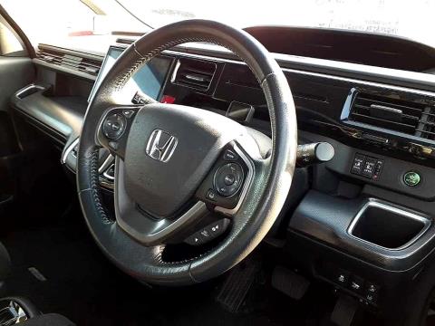 2019 Honda Step Wagon - Thumbnail