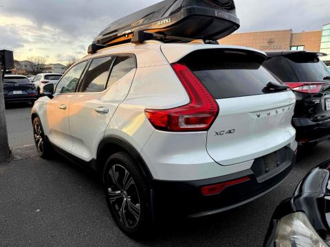 2020 Volvo XC40 B4 Inscription AWD - Thumbnail