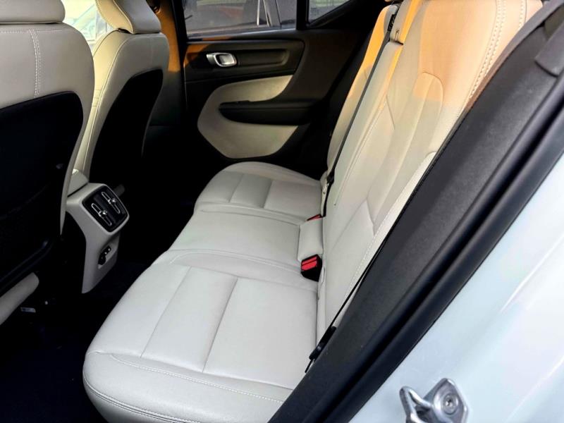 2020 Volvo XC40 B4 Inscription AWD