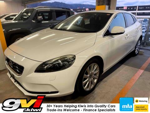 2015 Volvo V40 T4