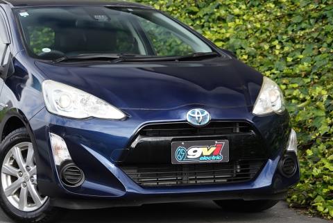 2016 Toyota Aqua Hybrid / Prius C - Thumbnail