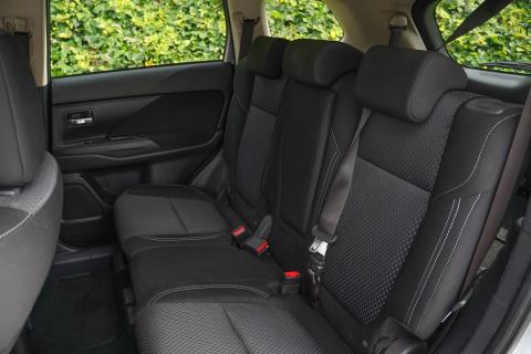 2020 Mitsubishi Outlander LS 2.4P 4WD - Thumbnail