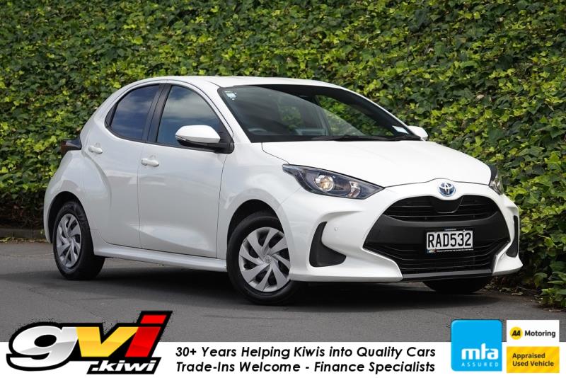 2021 Toyota Yaris Hybrid / Vitz