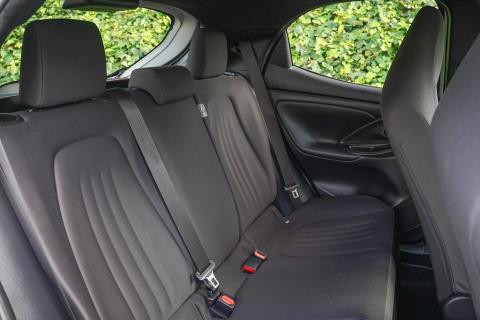 2021 Toyota Yaris Hybrid / Vitz - Thumbnail