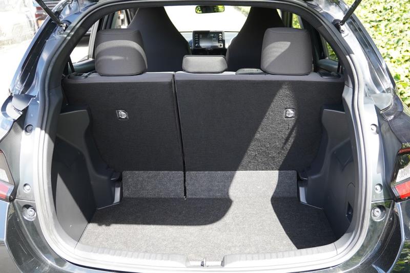 2020 Toyota Yaris / Vitz