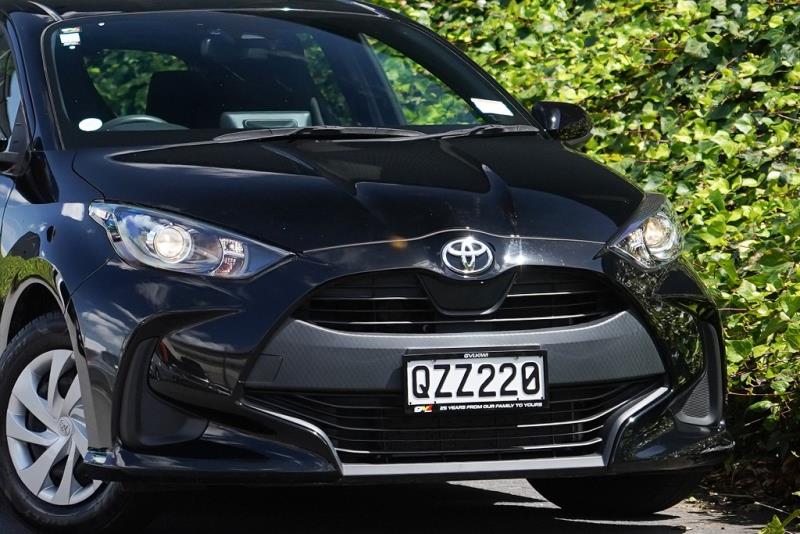 2020 Toyota Yaris / Vitz