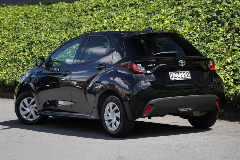 2020 Toyota Yaris / Vitz
