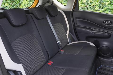 2019 Nissan Note e-Power X - Thumbnail