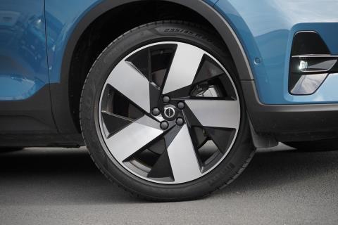 2022 Volvo C40 Recharge Twin - Thumbnail