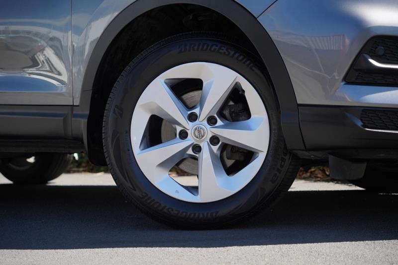 2020 Nissan Qashqai ST / Dualis