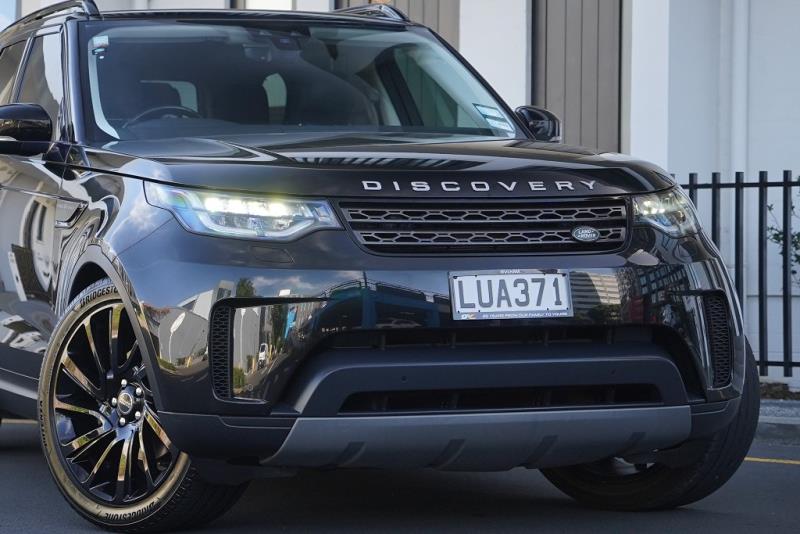 2018 Land Rover Discovery TD6 SE