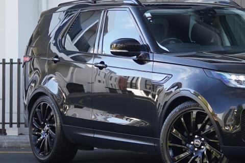 2018 Land Rover Discovery TD6 SE - Thumbnail