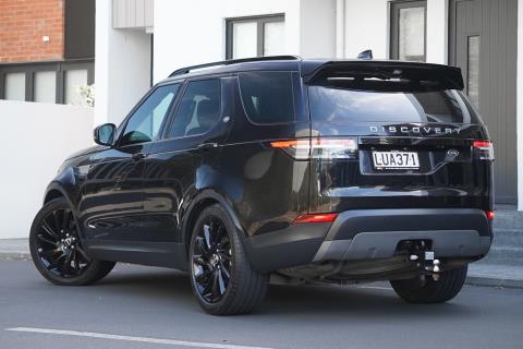 2018 Land Rover Discovery TD6 SE - Thumbnail