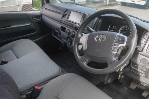 2020 Toyota Hiace ZL 5 Door - Thumbnail