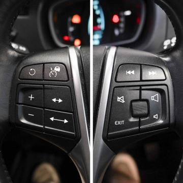 2014 Volvo V40 T4 SE - Thumbnail