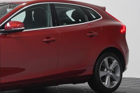 2014 Volvo V40 T4 SE - Thumbnail