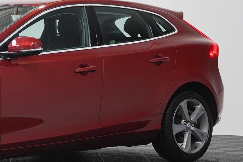 2014 Volvo V40 T4 SE