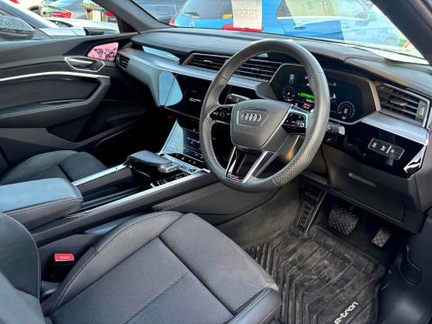2022 Audi E-tron 55 Sportback - Thumbnail