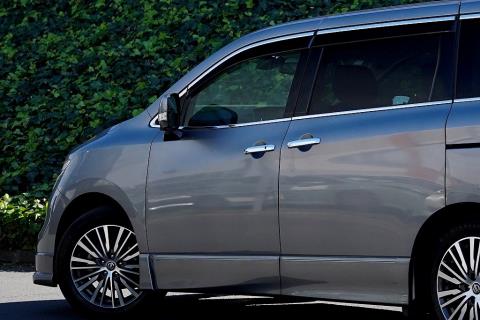 2021 Nissan Elgrand 250 H-Star - Thumbnail