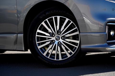 2021 Nissan Elgrand 250 H-Star - Thumbnail