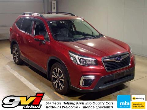 2018 Subaru Forester Premium 4WD - Thumbnail