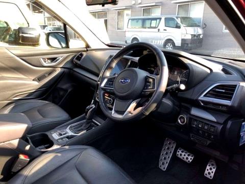 2018 Subaru Forester Premium 4WD - Thumbnail