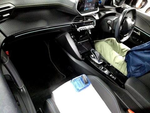 2021 Peugeot e-2008 GT Electric - Thumbnail