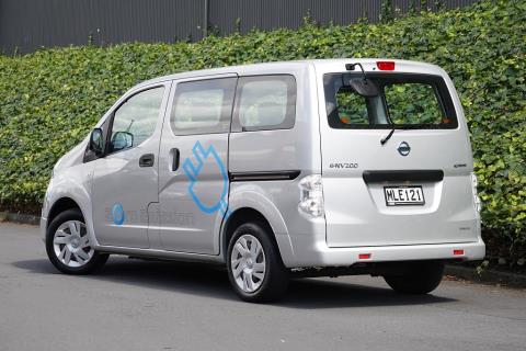 2016 Nissan e-NV200 77% SOH - Thumbnail