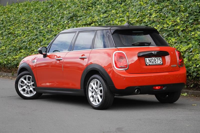 2018 MINI Cooper 5 Door