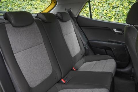 2021 Kia Stonic LX - Thumbnail