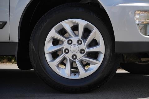 2017 SsangYong Actyon Sports - Thumbnail