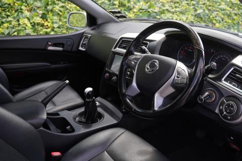 2017 SsangYong Actyon Sports - Thumbnail