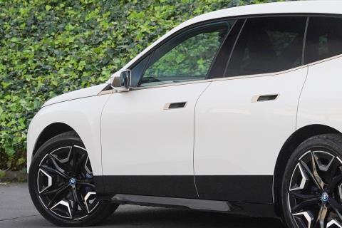 2022 Bmw iX Xdrive 40 Launch - Thumbnail