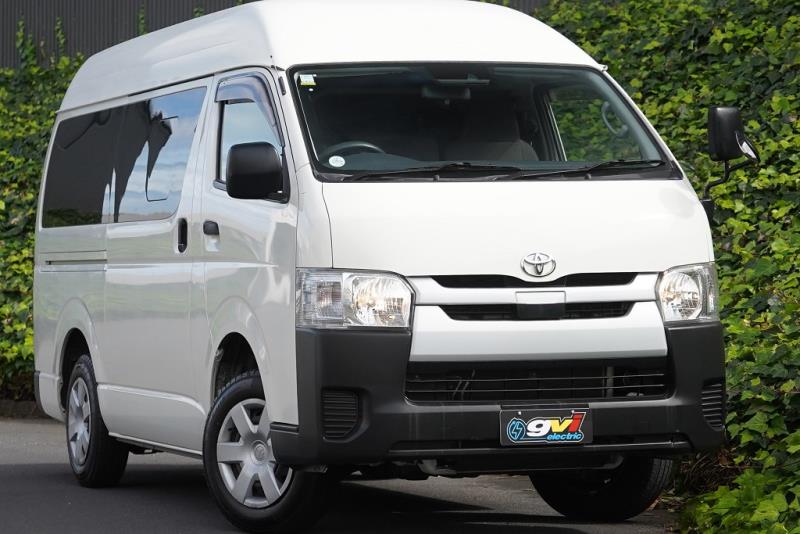 2023 Toyota Hiace ZL High Roof
