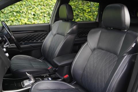 2021 Mitsubishi Outlander PHEV VRX AWD - Thumbnail