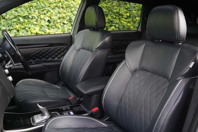 2021 Mitsubishi Outlander PHEV VRX AWD