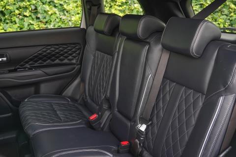 2021 Mitsubishi Outlander PHEV VRX AWD - Thumbnail