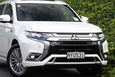 2021 Mitsubishi Outlander PHEV VRX AWD - Thumbnail