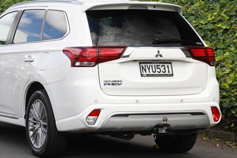 2021 Mitsubishi Outlander PHEV VRX AWD - Thumbnail