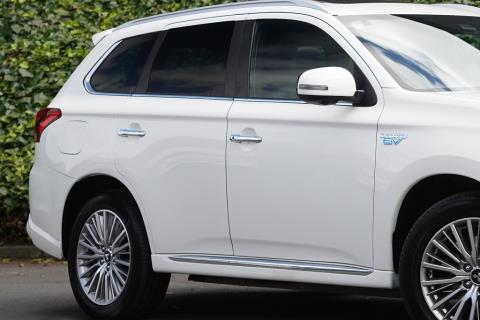 2021 Mitsubishi Outlander PHEV VRX AWD - Thumbnail