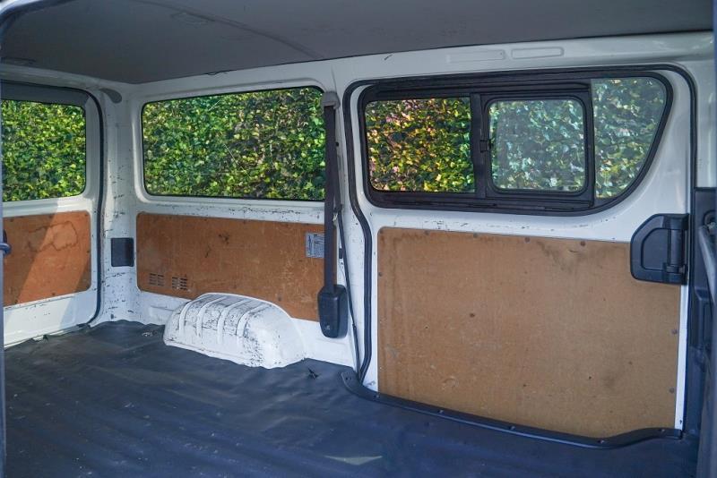 2018 Toyota Hiace ZL 5 Door